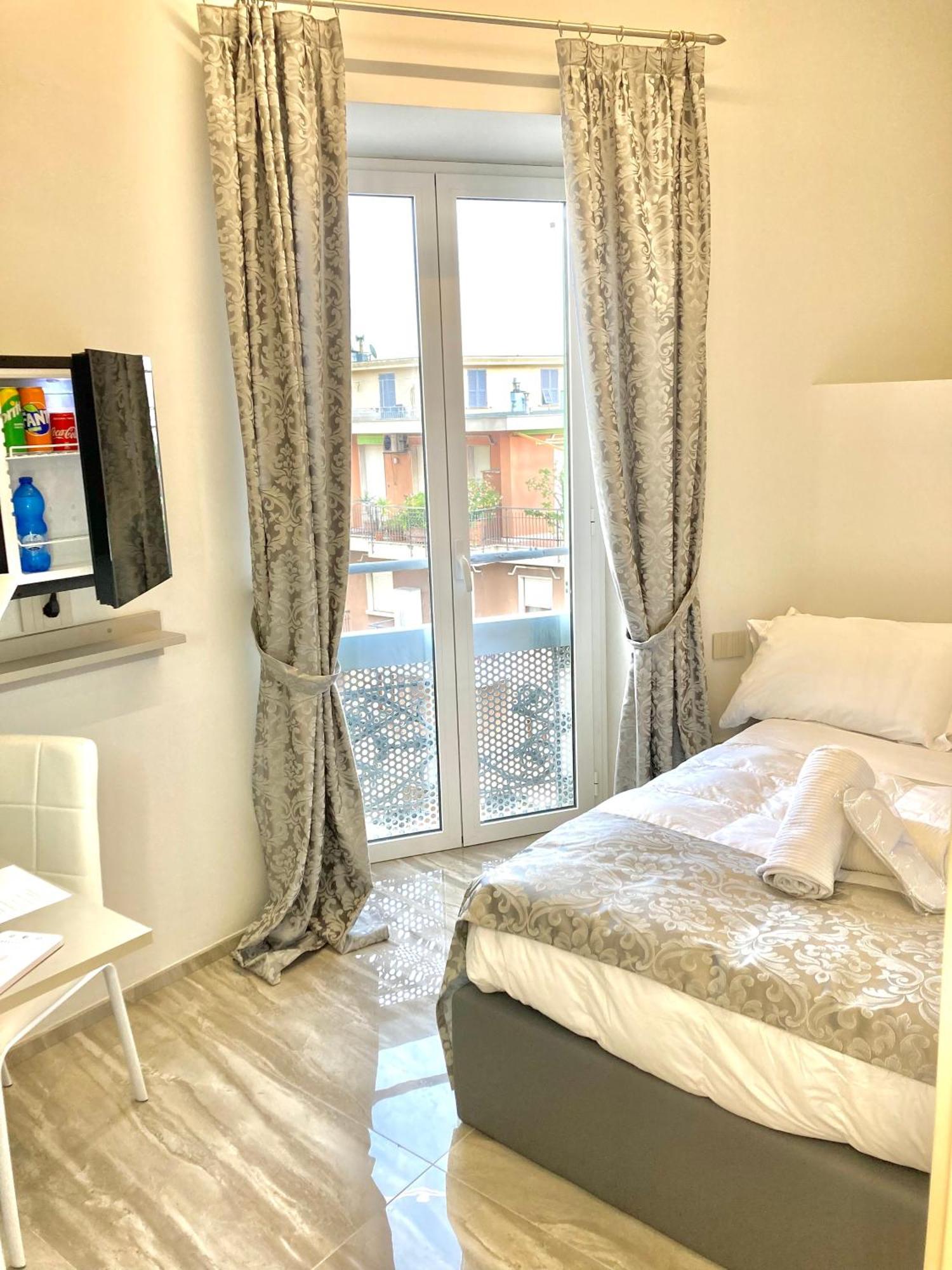 Correnti Boutique * San Remo